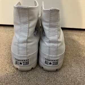 chunky white converse